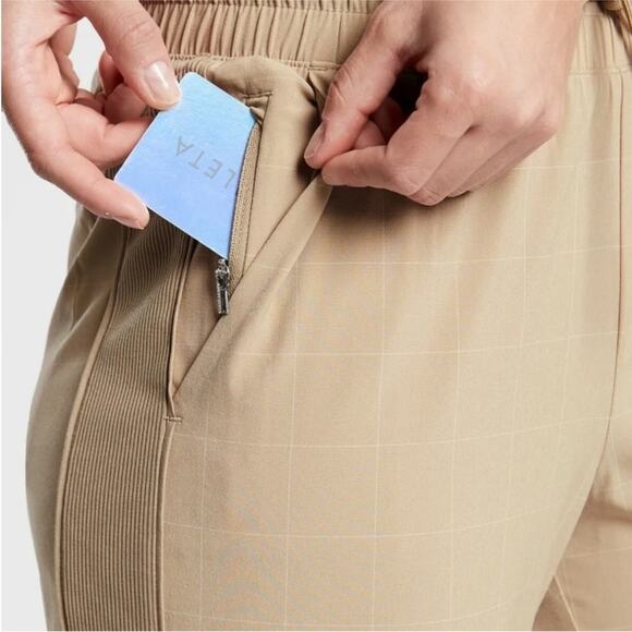 Athleta Brooklyn Textured Jogger in Windowpane Silt Size 2 - Picture 3 of 11